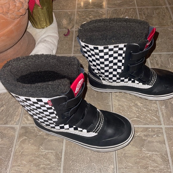 Vans Black and White Checkered Boots - Picture 3 of 8